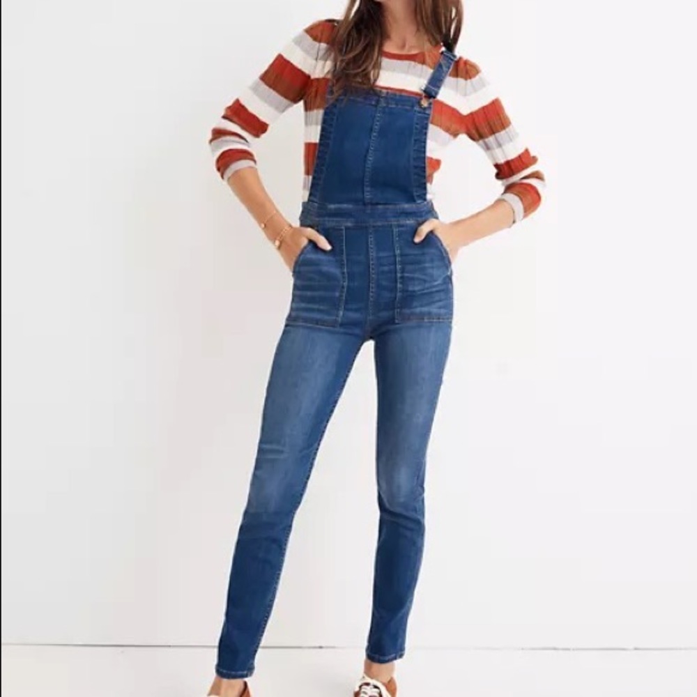 Madewell Skinny Overalls in Santiago Wash. Size Large.